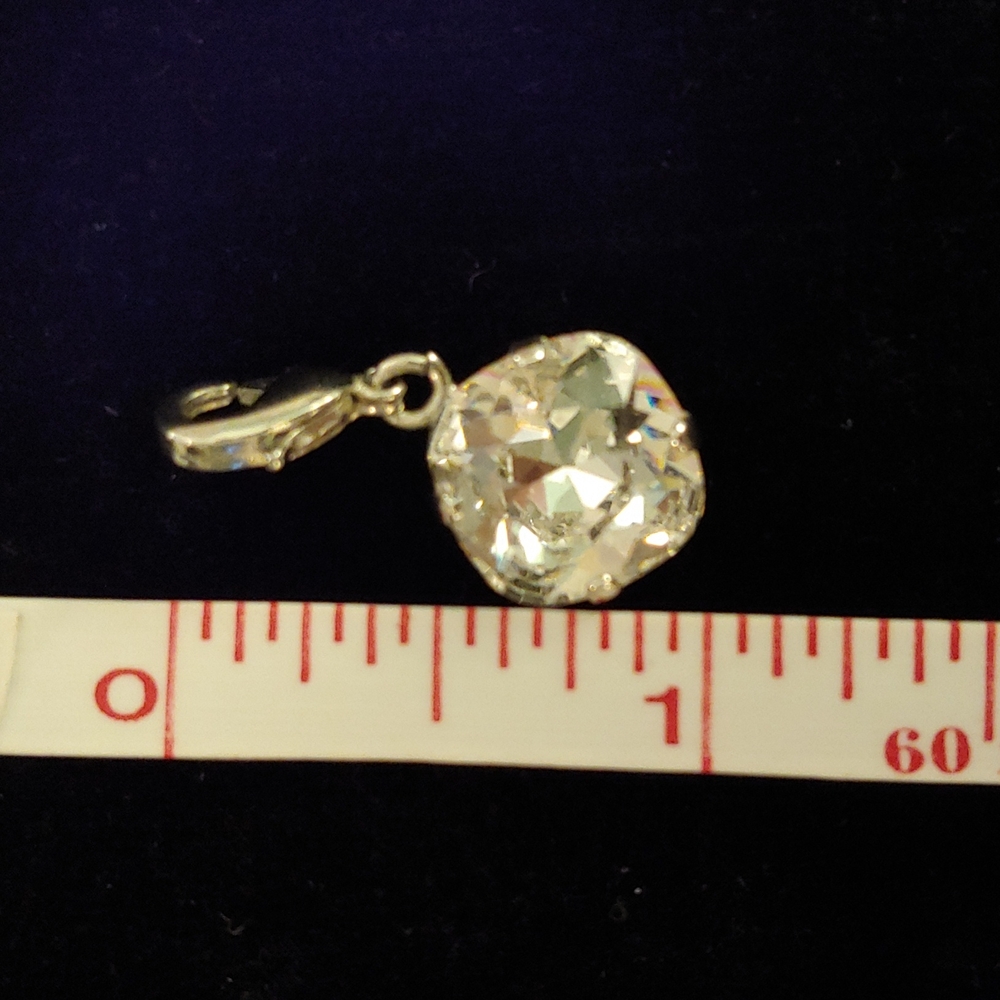 Sabika pendant